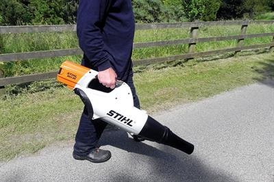 Stihl BGA85 blower - all images: HW